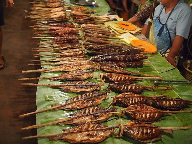 10-cho-dem-viet-nam-noi-tieng-10