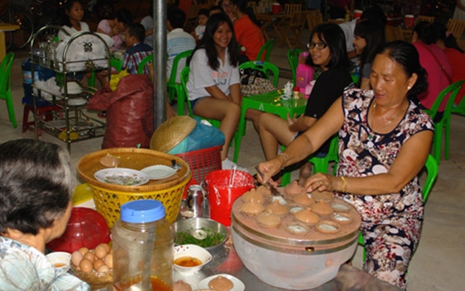 10-cho-dem-viet-nam-noi-tieng-7