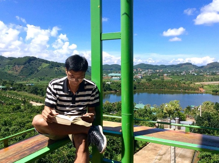 nhung-quan-cafe-bong-benh-giua-bien-may-14