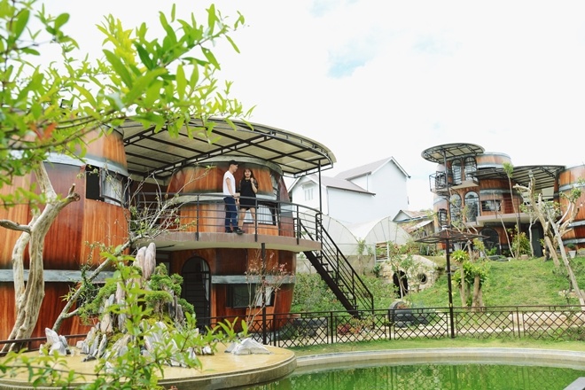 khu-homestay-hinh-thung-ruou-doc-dao-o-da-lat-2