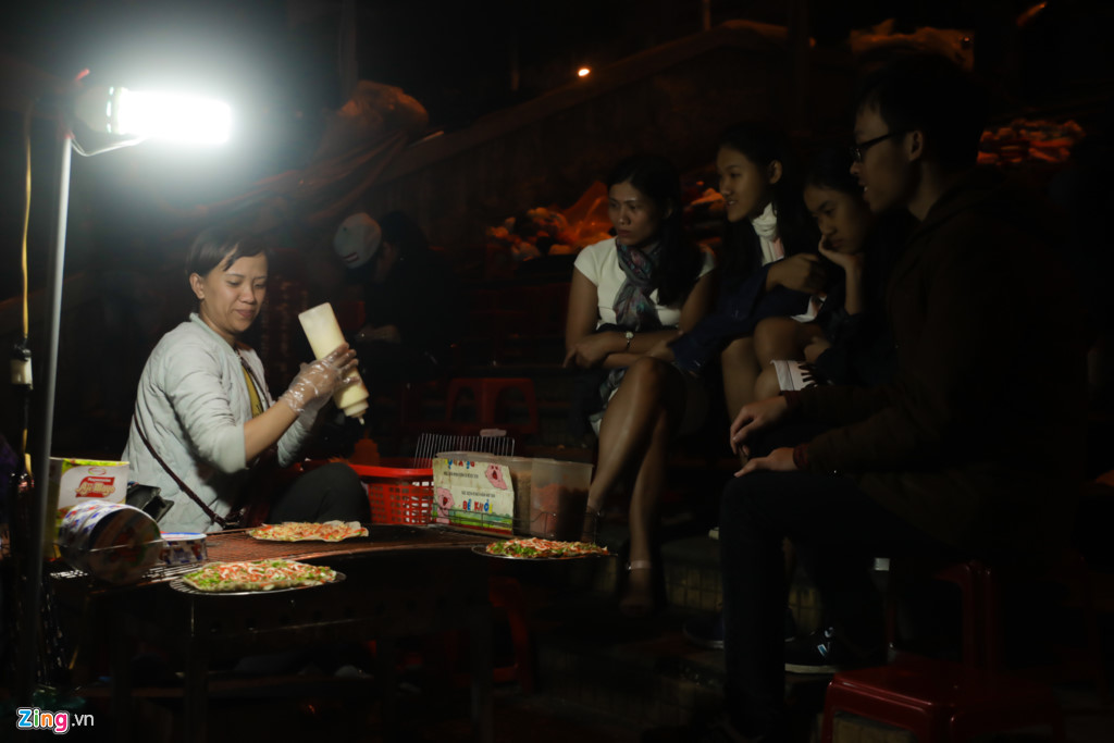 banh-trang-nuong-khong-so-vo-hom-hinh-o-da-lat-10