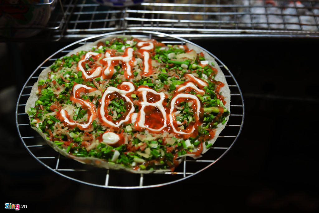 banh-trang-nuong-khong-so-vo-hom-hinh-o-da-lat-13