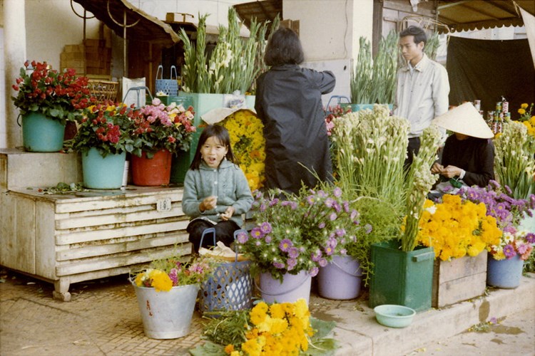 14-buc-anh-cuc-hiem-hoi-ve-cho-da-lat-xua-7