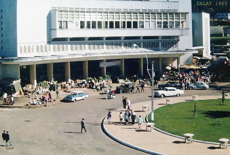 14-buc-anh-cuc-hiem-hoi-ve-cho-da-lat-xua-hinh-12