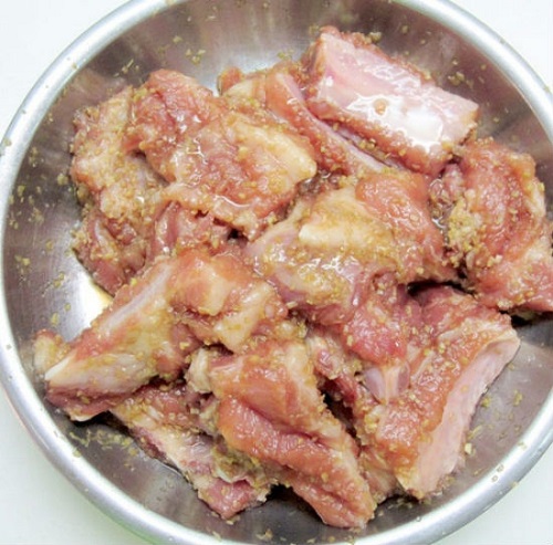 cach-nau-canh-atiso-suon-non03