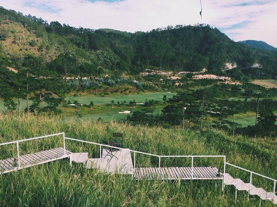 3-homestay-o-da-lat-de-ban-enh-uong-ngu-nuong-roi-doc-sach-uong-tra-ca-ngay-khong-chan-10