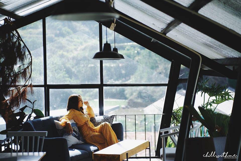3-homestay-o-da-lat-de-ban-enh-uong-ngu-nuong-roi-doc-sach-uong-tra-ca-ngay-khong-chan-14