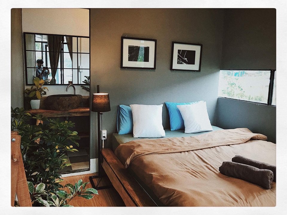 3-homestay-o-da-lat-de-ban-enh-uong-ngu-nuong-roi-doc-sach-uong-tra-ca-ngay-khong-chan-21