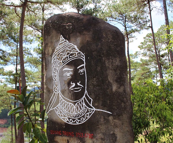ngon-thac-mang-ten-mot-loai-qua-o-da-lat-9