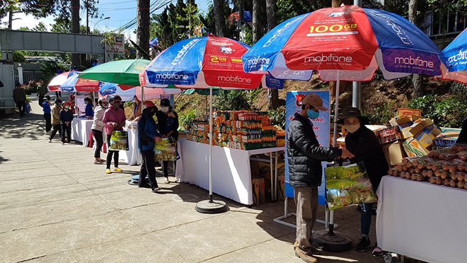 sieu-thi-0-dong-lan-toa-yeu-thuong-4