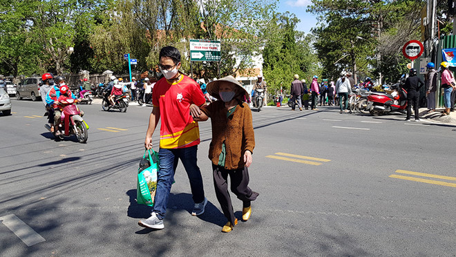 sieu-thi-0-dong-lan-toa-yeu-thuong-8