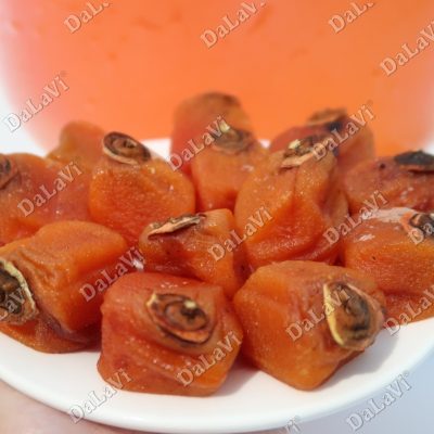 Hồng kem treo gió