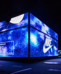 NIKE