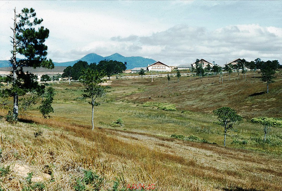 loat-anh-hiem-co-kho-tim-ve-da-lat-mong-mo-nam-1959-2