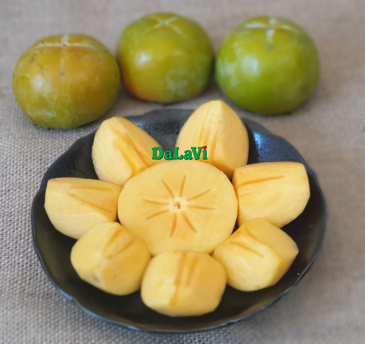 Hồng giòn Chín Nên