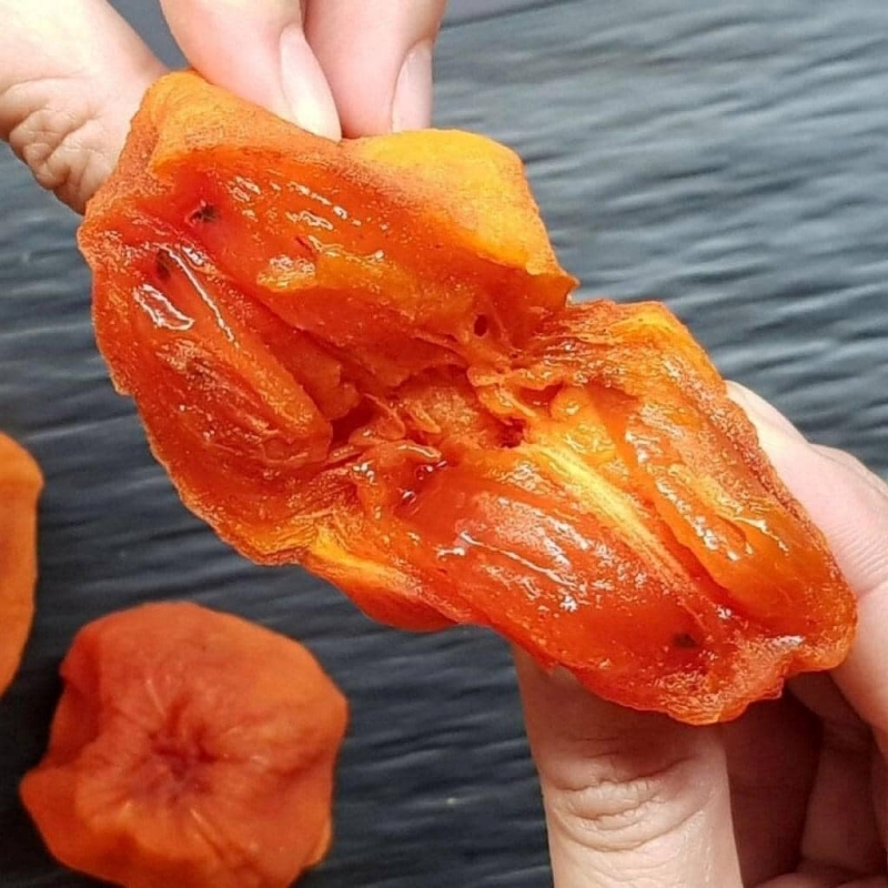 Phân biệt hồng treo gió ngon và hồng treo gió kém chất lượng 
