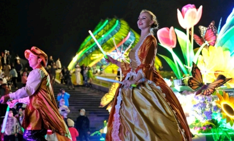 Sự kiện chào đón năm mới và bế mạc Festival hoa 2024