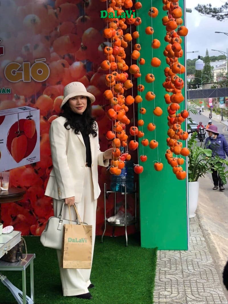 Phố rượu vang, trà, cafe và đặc sản Đà Lạt 2024