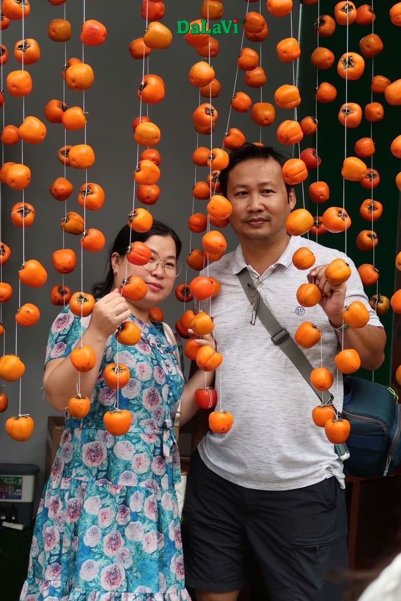 Phố rượu vang, trà, cafe và đặc sản Đà Lạt 2024