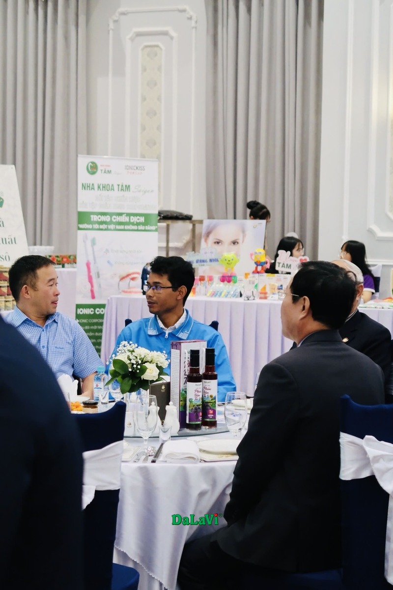 DaLaVi - Đặc sản Đà Lạt tại sự kiện hội doanh nhân trẻ